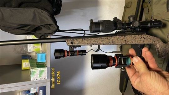 Novo jaka definitivno najbolja Lampa za lov zelena