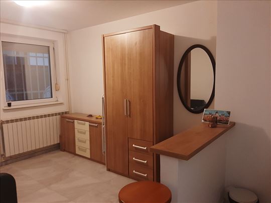 Vozdovac, Vozdove kapije , FON