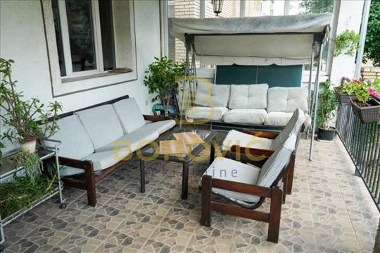 Altina, 105m2, poslovni prostor, bez dodatnih tros