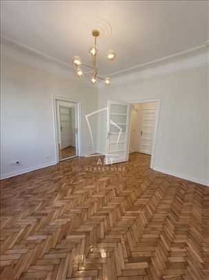 Centar, Kosančićev venac, 66m2 ID#12439
