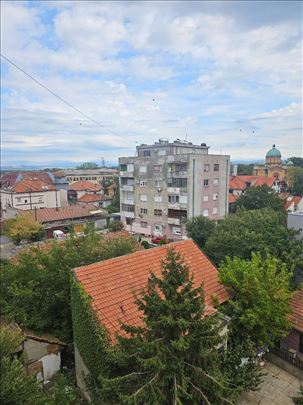 Dvosoban stan,gas-može kredit