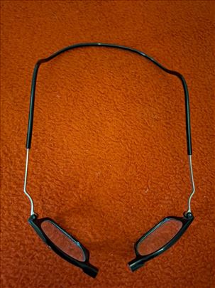 Naočare sa magnetom savitljive za čitanje