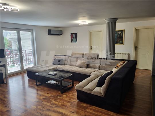 Novi Beograd - Zemun , Paviljoni 
