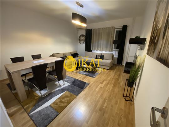 Novi Beograd, Institut za majku i dete 51m2