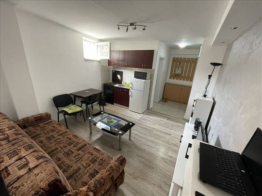 Novi Sad, Rotkvarija, Stan, 1.5, 30m2