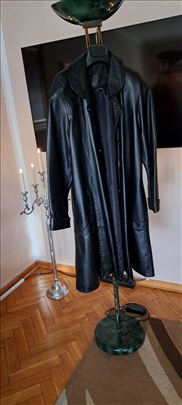 Retko u ponudi ženski kožni mantil