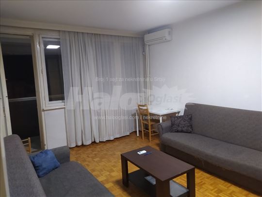 Trosoban Stan - Džona Kenedija 65m2