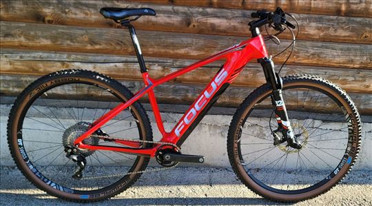 Focus Raven² carbon e-bike XC hardtail 29"