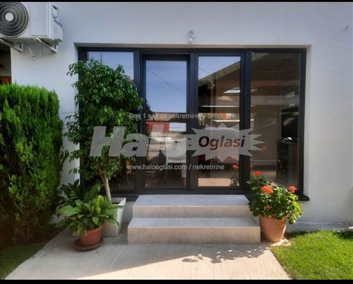 Garsonjera Altina Zemun nova