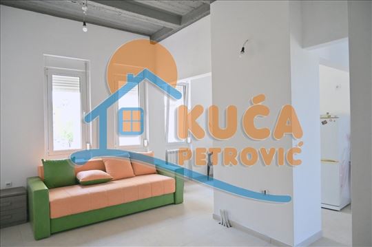 Izdaje se odličan stan na Paliluli, 48m2