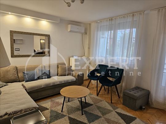 Izdaje se stan u blizini Delta Planet, 55m2