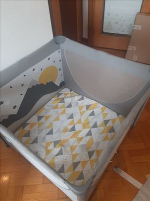Ogradica za bebe skoro nova