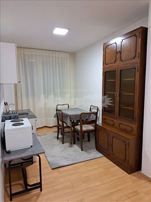 Čelebićka, Miljakovac, 1.5 jednoiposoban, 39 m²