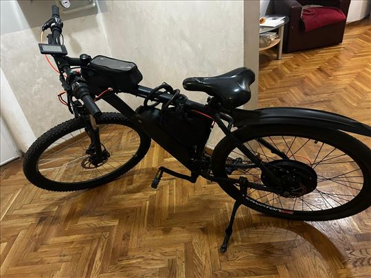Elektricni bicikl renta dve baterije/e bike rent