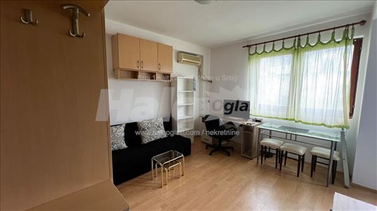 Garsonjera na Karaburmi, pet friendly