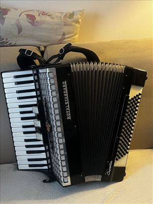 Harmonika Royal Standard 80 basova