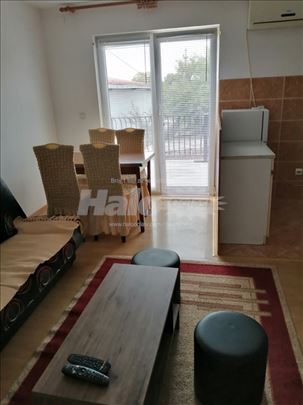 Izdaje se dvoiposoban namešten stan