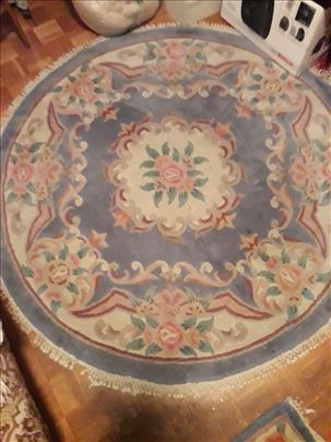 Tepih okrugli i tepoh staza