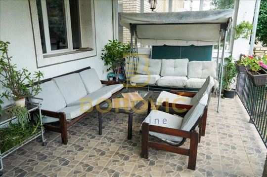 Altina, 105m2, poslovni prostor, bez dodatnih tros