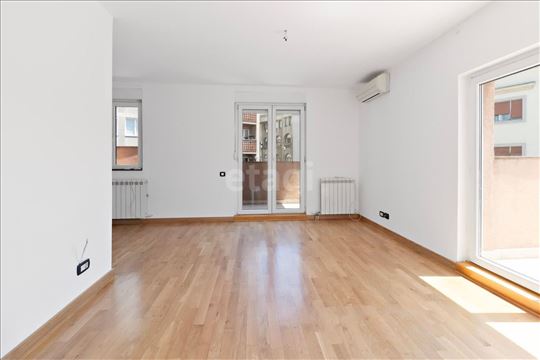 Duplex u Lominoj