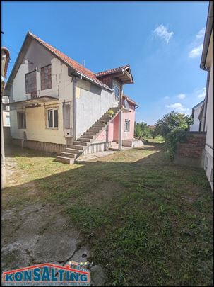 Kuća, Stari Banovci, useljiva odmah, šifra 038