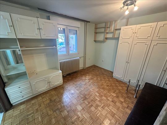 Retko u ponudi! Kod Limanskog Parka! Narodnog F.!