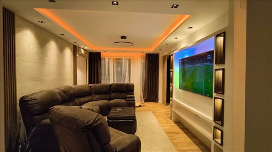 Trosoban Lux stan, 77 kvm