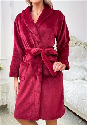 Bade mantil, vel.L , nov, u crvenoj boji