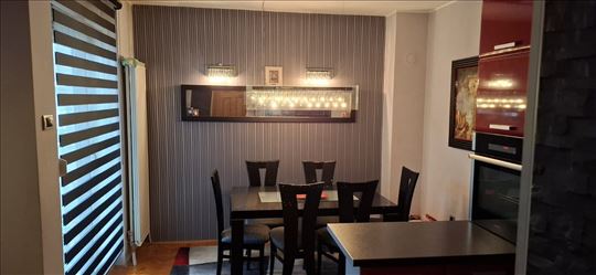 Fantastican. Toplice Milana. Parking.