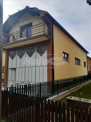 Hala površine 85m2,  visine 4,3m