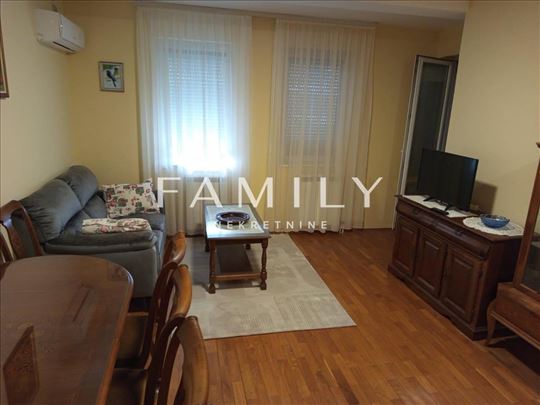 Izdaje se dvosoban stan – Kosančić Ivana, 48 m²