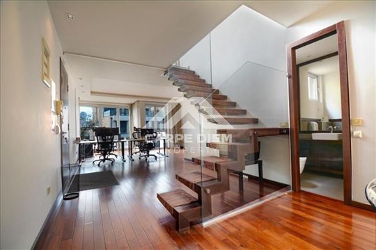 Poslovni prostor, Hram, 170m2, garaža