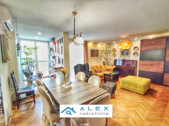 Prelep trosoban stan na Limanu