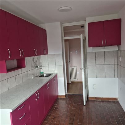 Streliste,Kinder,55m2,prazan stan