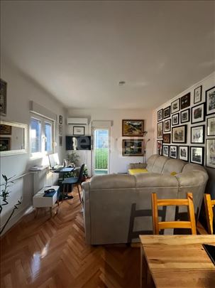 Tražena lokacija – dvoiposoban stan 52m²