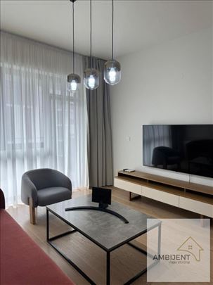 Trosoban stan za izdavanje, 72m2, Beograd na vodi