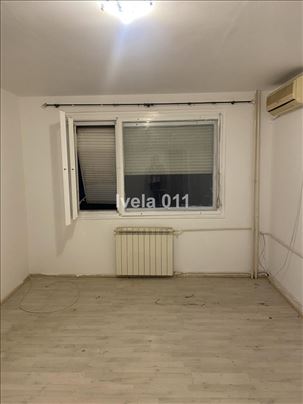 Uknjižen stan kod Voždovačke crkve ID#3976