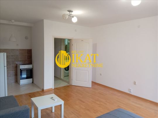 Železnik (centar), nameštena garsonjera 29m²