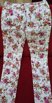 Ženske šarene farmerice - novo