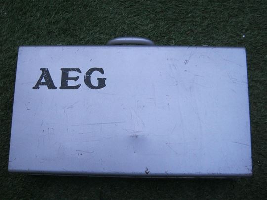 AEG metalni kofer - original
