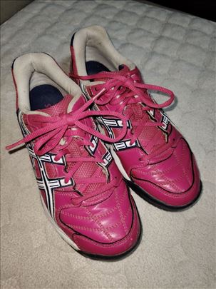 Asics 36