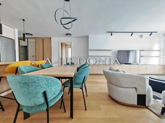 Charm Residences izdavanje nov 4.0 2 garažna mesta