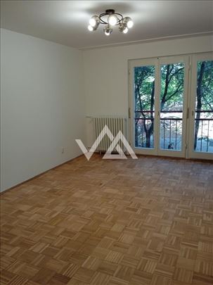 Izdaje se 3.0 stan, Novi Beograd Blok 61