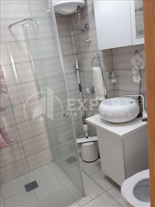 Izdaje se stan u centru grada!