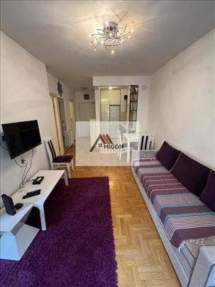 Lux kompletno namešten stan sa terasom, Blok 72