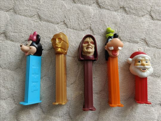 Pez figure