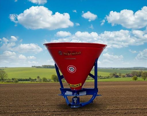 Rasipač veštačkog đubriva 500 L, plastificirani