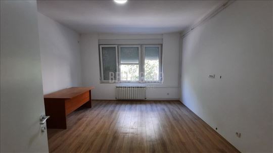 Savski trg, Mihaila Bogićevića