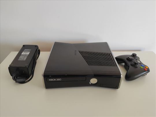 Xbox 360 S sa igricama