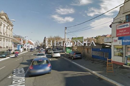 Zemun, Donji grad, 5.0, dva parking mesta
